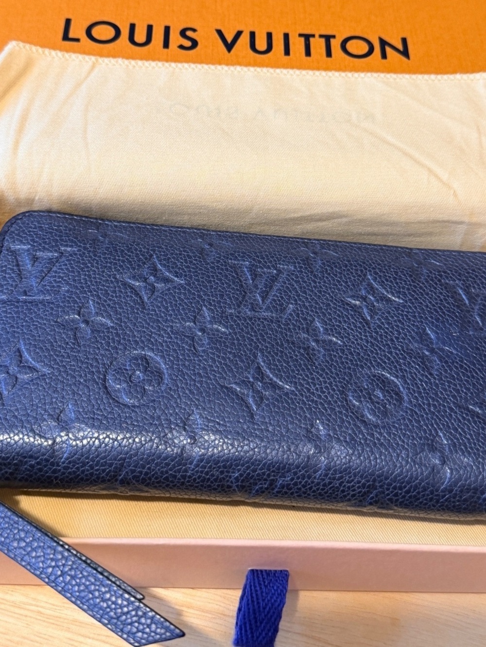 Louis Vuitton Midnight Blue Empreinte Leather Zippy Wallet
